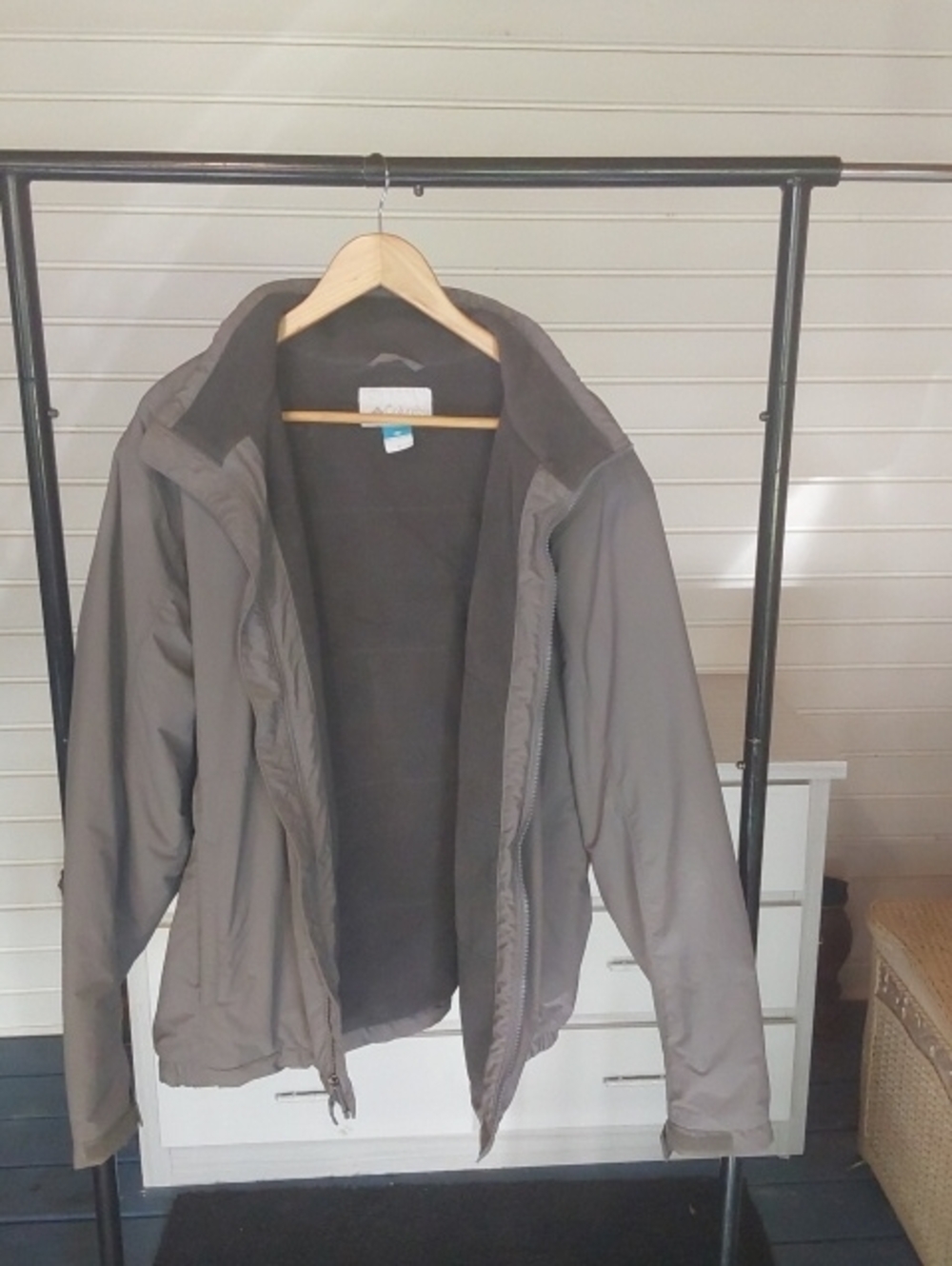 Columbia Men's Gray Outdoor Performance Jacket